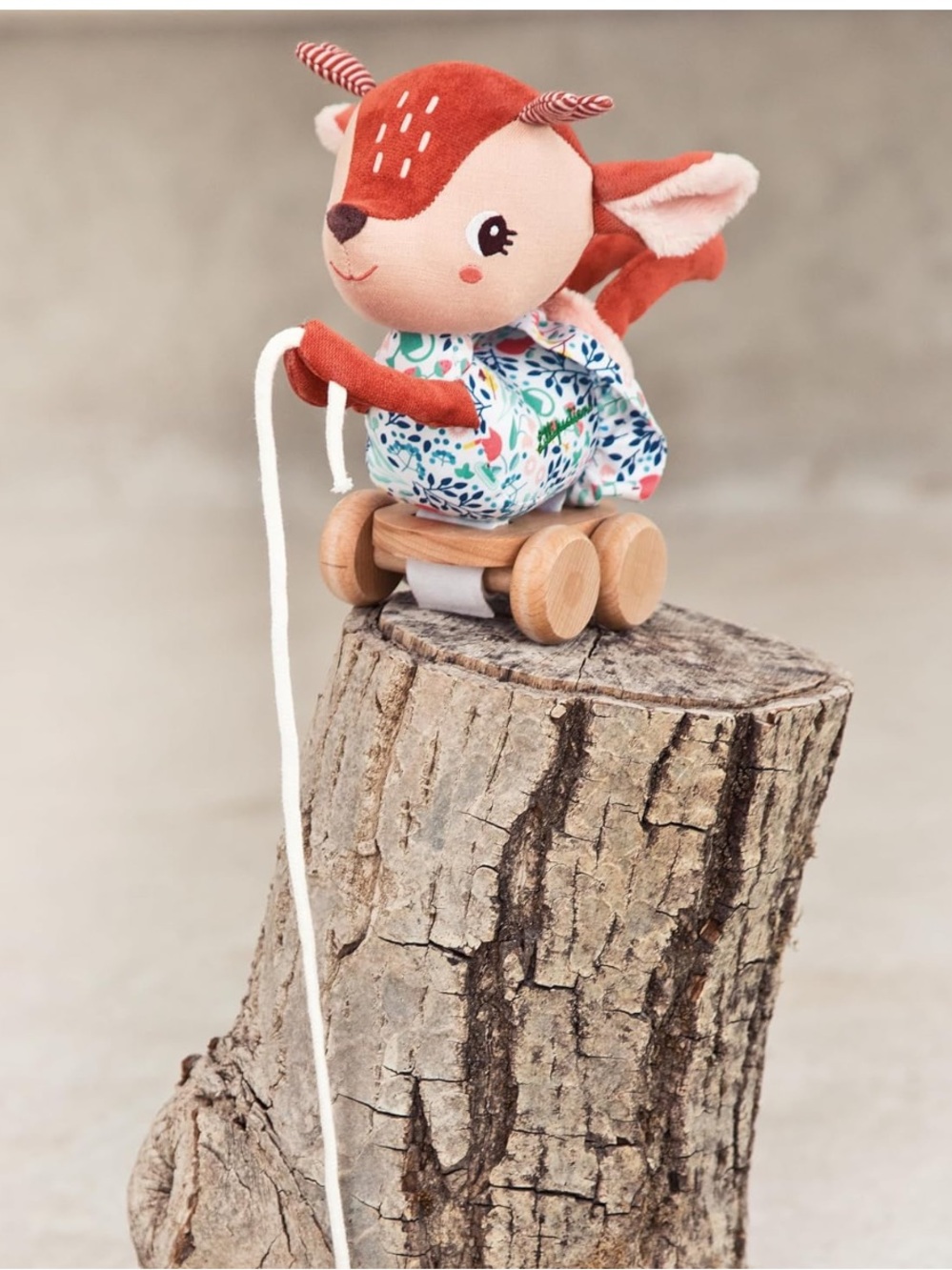 Imported from France - Lilliputiens Fawn Star Pull Plush Toy 12 Months